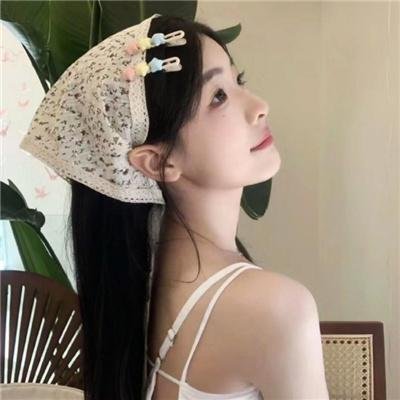 轻薄莲花 封面